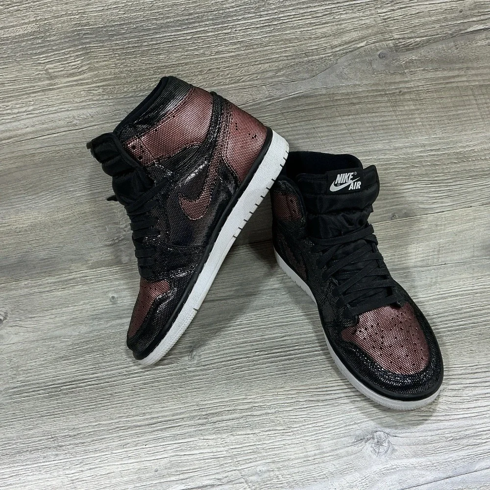 Nike Air Jordan 1 Retro High OG Fearless Sneakers Women's Size 7.5 CU6690-006